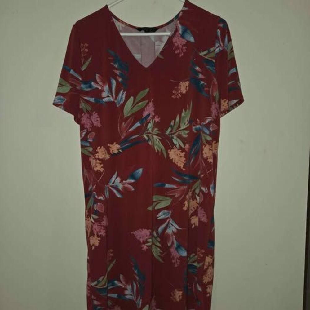Christian Siriano Floral V-Neck Dress